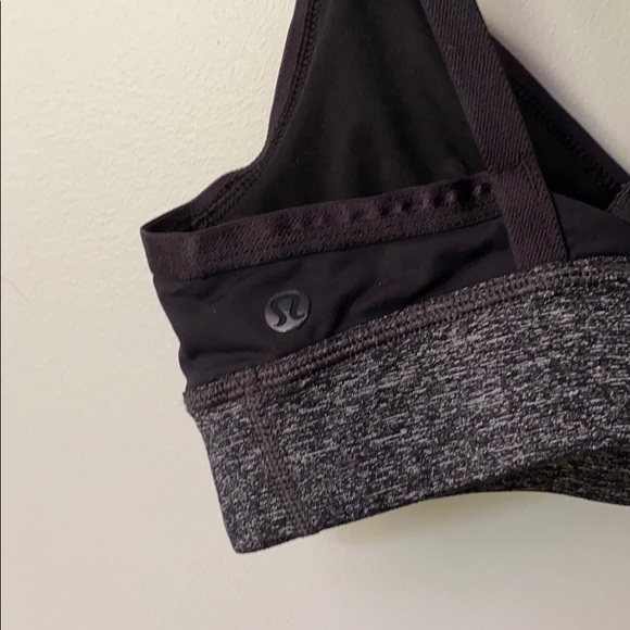 Lululemon sports bra - Picture 4 of 4